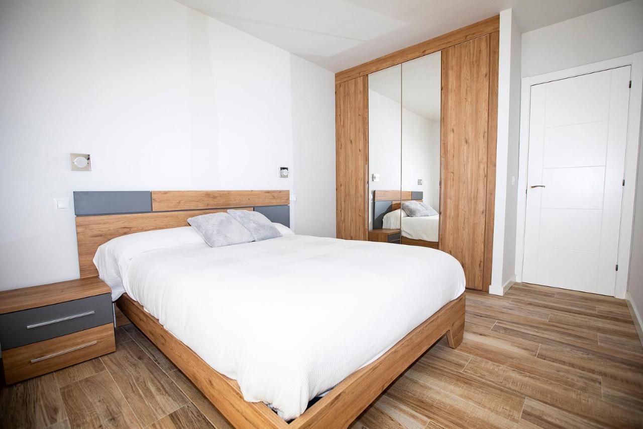 Apartamentos Salitre 소토 데 라 마리나 외부 사진